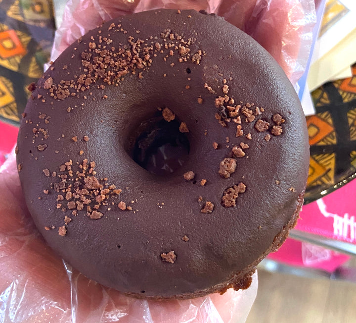 Protein keto donut chocolate thats actually good by Paleo Treats.