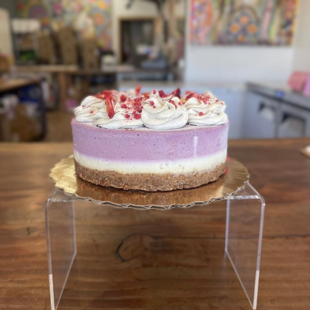 Vegan gf cake this cake is good by Paleo Treats.